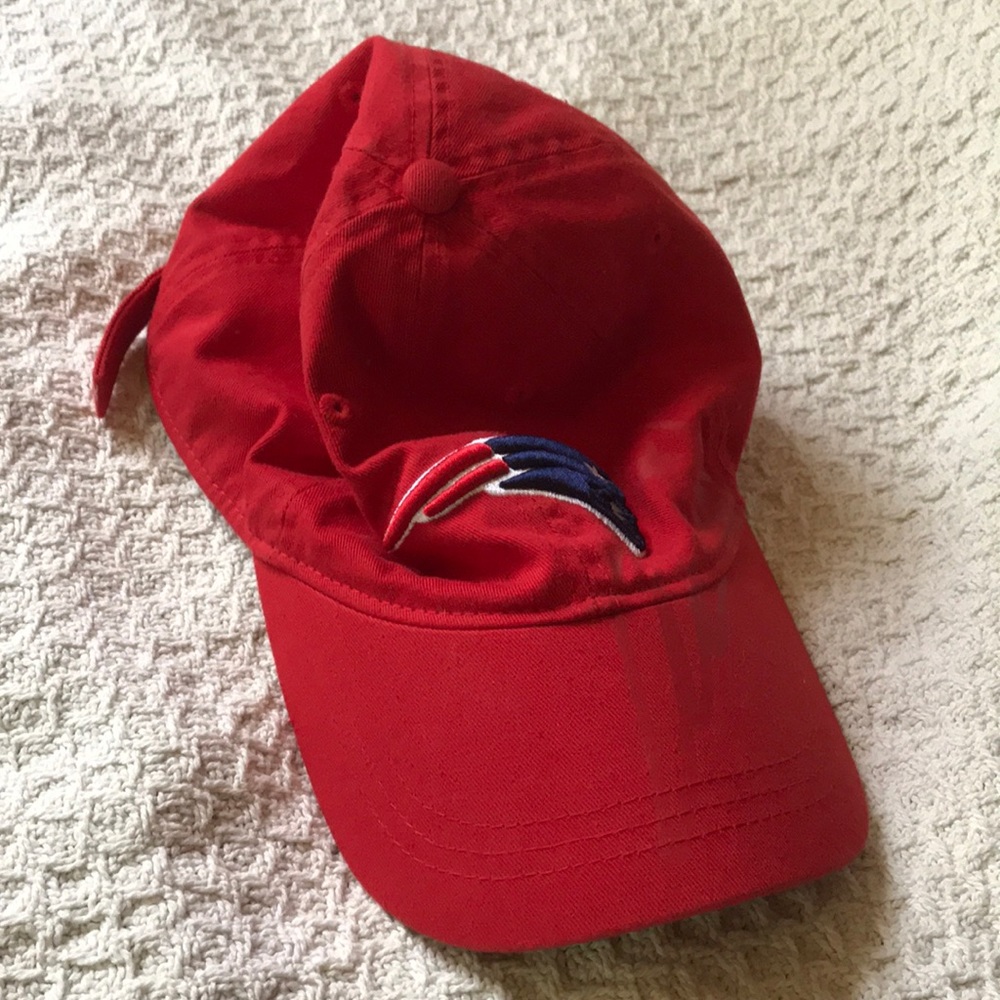 Red NFL patriots ball cap